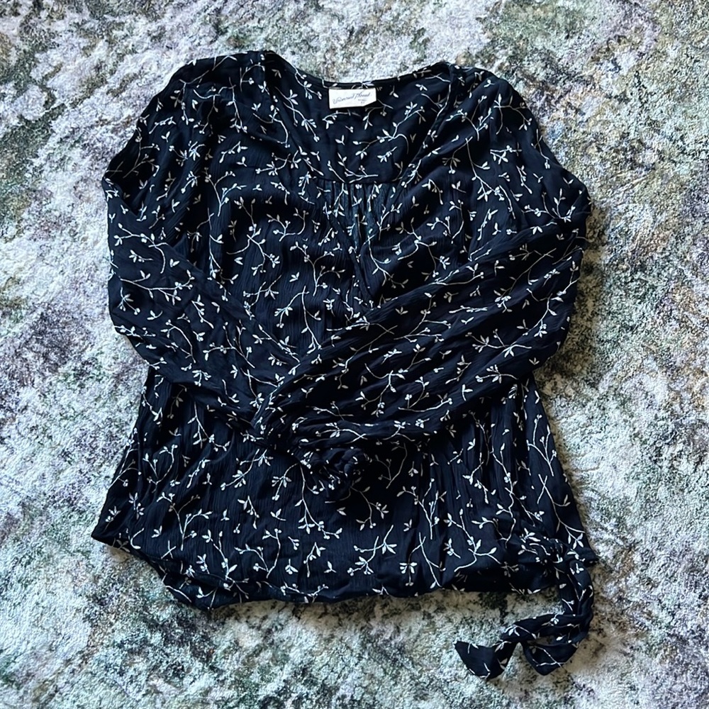 Universal Thread Long Sleeve Flower Print Sz Small